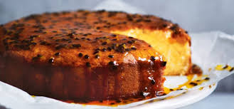 Calda De Maracujá Para Bolo Simples Bolo De Chocolate Branco Com Calda De Maracuja Food Desserts Pork