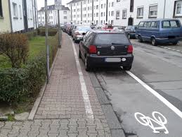 Das parken auf dem gehweg erscheint dann sehr verlockend. Falsch Parken Knollchen Durch Parken Andere Behindert Verwarnung Z Verkehrsrecht Parkplatz Falschparken
