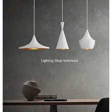 Anda bisa mencari produk ini di toko online yang mungkin jual kaca lampu gantung klasik seperti lazada elevenia blibli tokopedia bukalapak dan masih banyak lagi. 8 Harga Lampu Hias Gantung Terbaik Dan Termurah Tahun 2020