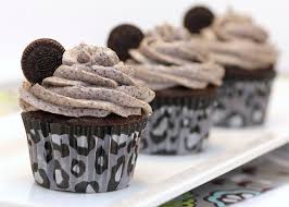 Again Boyfriend S Birthday I M Going To Need To Compare And Contrast All Of These Oreo Recipes I Just Do Oreo Cupcake Recipe Desserts Delicious Desserts