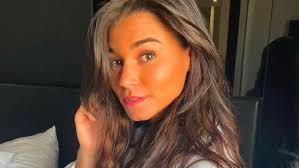 Maltraitance : Inès (Koh Lanta) maltraité psychologiquement par ses parents 