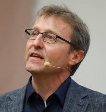 Prof. Dr. Steffen Staab