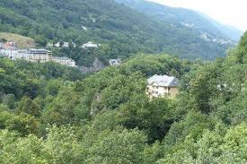 Pyrénées atlantiques hautes pyrénées haute garonne ariège pyrénées orientales andorre thalasso. Appartement Duplex A Luz Saint Sauveur Pyrenees Centrales 65 En Midi Pyrenees France Hautes Pyrenees