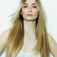 Sophie Turner Is Doing Just Fine | Vogue