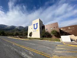 Por amenaza de bomba, desalojan campus mederos de la uanl. Politicas Uanl Politicasuanl Twitter