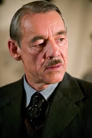 Barry Crouch's Instagram, Twitter & Facebook