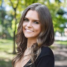 Courtney Mize's Instagram, Twitter & Facebook