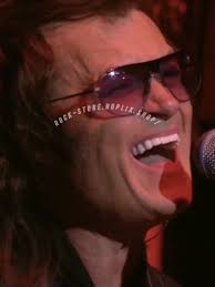 Legendary Rock Performance by Glenn Hughes, Bruce Dickinson, and More