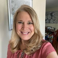 Donna Lorch's Instagram, Twitter & Facebook