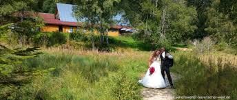 Die scheune verfügt über ein einfahrtstor und einen stromanschluss. Schloss Burg Stadl Gutshof Scheune Fur Hochzeit In Bayern Hochzeitssaal In Niederbayern