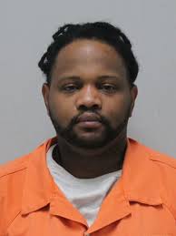 Man arrested following 100 mph chase that began in Worthington