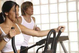 Olahraga kardio memiliki manfaat membuat tubuh elisa menjadi lebih rileks dan tenang. Latihan Kardio Terlalu Banyak Bukan Jaminan Cepat Langsing