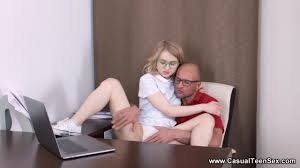 عارضة XX Teen Sex Lightfairy Guy الملاعين رفيقه في الدراسة لطيف -  Xalabahia.com