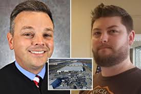 Tornado death toll nears 100 and victims include Amazon worker who tried to  warn colleagues, judge and toddler