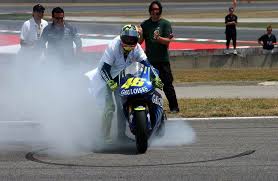 Pin By Aurea Preisser On Vale Go In 2020 Valentino Rossi Valentino Rossi 46 Valentino