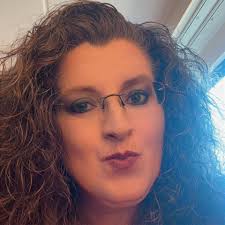 💕ARE YOU SOUTHERN MIDDLE TENNESSEE'S CUTEST COUPLE? 💕 Enter to win  flowers from The Flower Shoppe Gifts & Interiors and hand dipped chocolates  from Water's Edge Chocolates Inc. HOW TO ENTER: 📸comment