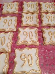 Birthday Gift For 60 Year Old Man In India Pin By Distinctly Delicious Desserts On Made By Me 90th Birthday Parties 100th Birthday Party 70th Birthday Parties
