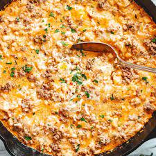 I've tried to come up with some ideas to use up the turkey that take the boring out of thanksgiving leftovers. Creamy Ground Beef And Cauliflower Rice Casserole Recipe Ground Beef Casserole Recipe Eatwell101
