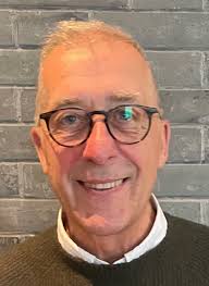 Emeritus Professor Michael E Meadows