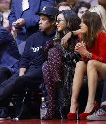 Together with friends damon dash and kareem biggs. Forbes Uber Jay Z Erster Rapper Wird Milliardar