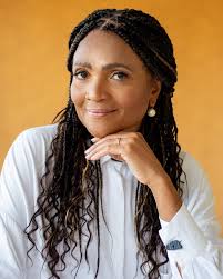 Carlene Davis's Instagram, Twitter & Facebook