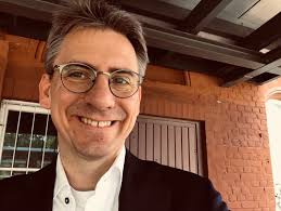Die firma ist der branche banken in burghausen zugeordnet. Thomas Bauer Department Manager Online Sales Sparda Bank Munchen Eg Linkedin