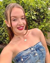 Renata Baumel (@re_baumel) • Instagram photos and videos