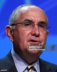 3,333 Friends Chairman Stock Photos, High-Res Pictures, and Images