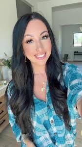 Maura Finnegan's Instagram, Twitter & Facebook