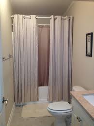 Hanging Shower Curtains To Make Small Bathroom Look Bigger Unique Shower Curtain Bathroom Design Small Cool Shower Curtains