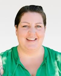 Stephanie Holder's Instagram, Twitter & Facebook