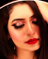 Hashmath Khan Makeup Artist Services, Review and Info