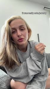 Brandy Mcginnis's Instagram, Twitter & Facebook