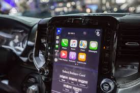 Here S What Carplay And Android Auto Look Like On The New Ram S 12 Inch Touchscreen Android Auto Carplay Ram 1500