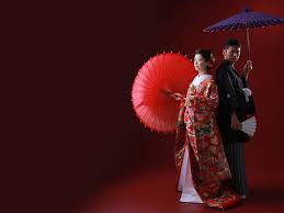 写真 東京での神社結婚式 神社挙式を格安の49 800円で 神社での神前式 和婚なら 和婚スタイル へ 結婚式 前撮り ポーズ 和装 結婚式 前撮り ポーズ 神社 挙式