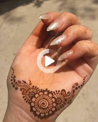 This Is A Beautiful Henna Design Small But Very Cute In 2020 Henna Tattoo Kit Small Henna Tattoos Henna Tattoo