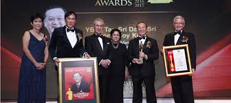 Understanding the rising demand for mass market housing in good locations. Tan Sri Dato S Sri Leong Hoy Kum Dubbed Malaysia S King Of Property 2017 At The Brandlaureate Bestbrands Awards 2017 Iproperty Com My