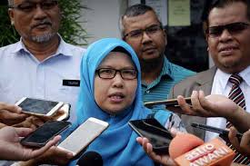 Ayer keroh is a town situated in the state of malacca, malaysia. Kerajaan Melaka Lapor Polis Pemasyhuran Sultan Melaka Utusan Borneo Online