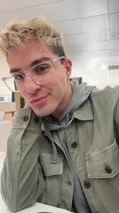 Are there any realtors in this group? I have a client looking to move to  St. Thomas within the next few months. SFH and he has a budget of  150k-250k. Thanks. |