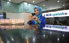 Jun 25, 2021 · hei! Peluang Bca Syariah Di Tengah Kompetisi Merger Bank Bumn Syariah Finansial Bisnis Com
