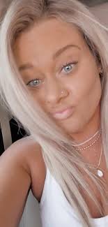 Don't touch my crown with your dirty hands. #StyleSnap #PerfectMarcJac...