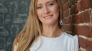 Jennifer Haden's Instagram, Twitter & Facebook