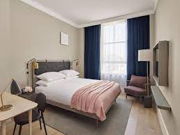 11 Howard Hotel Picture Gallery Hotel Room Design Hotel Room Interior Small Hotel Room