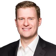 Jay Warner's Instagram, Twitter & Facebook