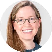 Amanda Lloyd's Instagram, Twitter & Facebook