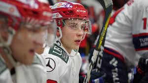 Vasta 16-vuotiaan Brad Lambertin seurasiirrosta tuli valtakunnan  kohu-uutinen