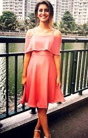 New sensation priya prakash varrier is an indian actress and model was born 28 october 1999 in punkunnam, thrissur to father prakash varrier and mother named preetha varrier. Priya Prakash Varrier Wiki Age Boyfriend Family Caste Biography More Wikibio