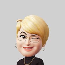 Jennifer Maslanka's Instagram, Twitter & Facebook