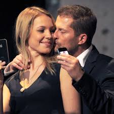 Til schweiger:„mein post war nicht nur unbedacht, sondern völlig unangebracht. Schweiger Freundin Bin Keine Ersatzmutter Stars