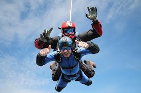 A tandem skydive from 15,000ft means almost a full minute of freefall time. Tandem Skydive Uk Wide From Buyagift